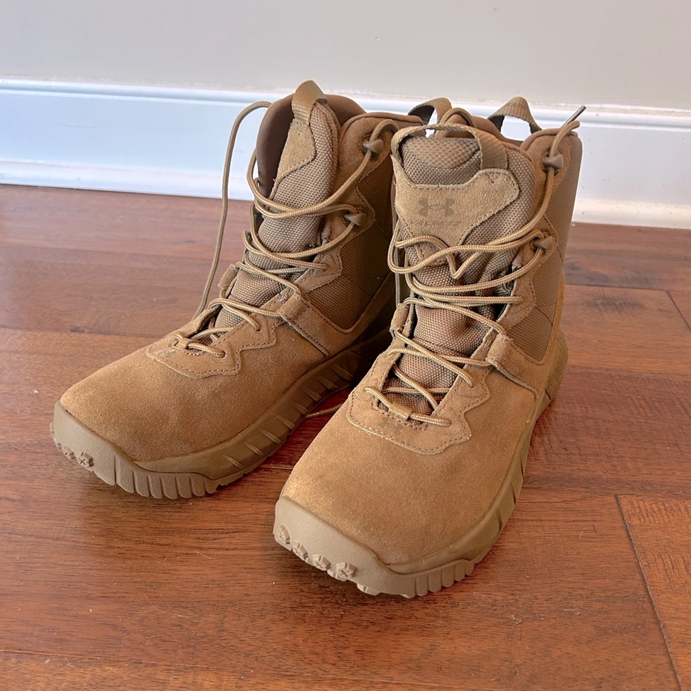 Under Armour Tactical Boot, size 6.5.  BRAND NEW